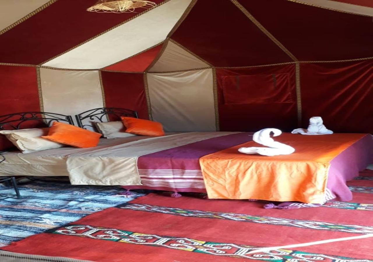 Desert Life Camp Мерцуга Екстериор снимка