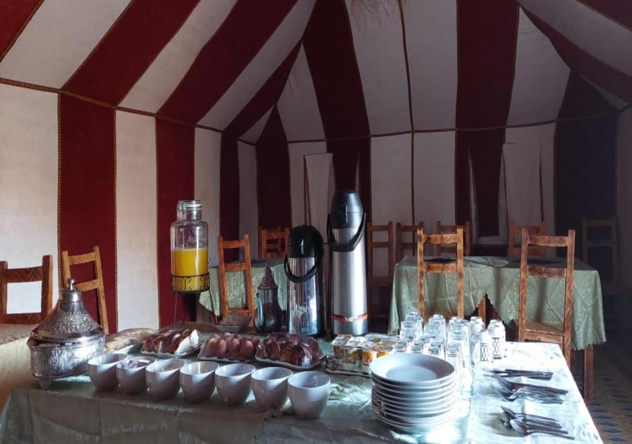 Desert Life Camp Мерцуга Екстериор снимка